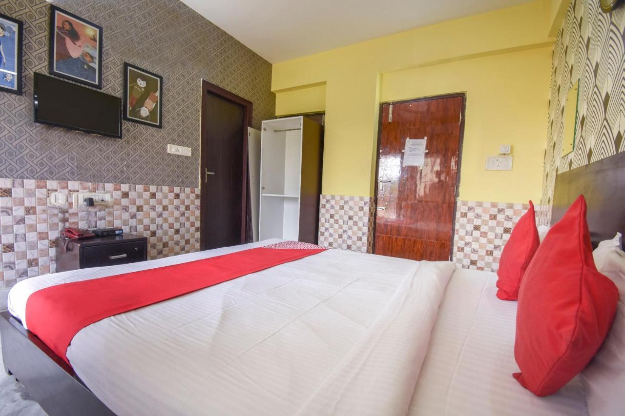 Oyo Flagship 72260 Seema International Gauripur (West Bengal) Exterior foto