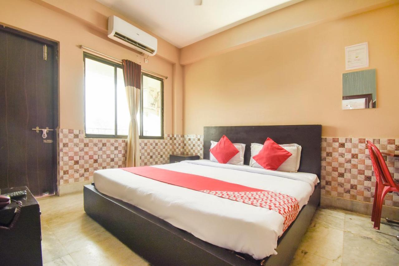 Oyo Flagship 72260 Seema International Gauripur (West Bengal) Exterior foto