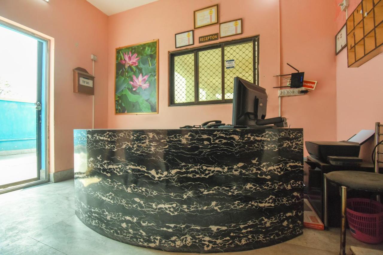 Oyo Flagship 72260 Seema International Gauripur (West Bengal) Exterior foto